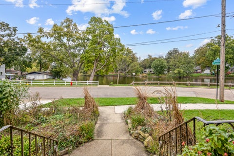 Tiny photo for 3 Center Street, Algonquin, IL 60102 (MLS # 12761806)