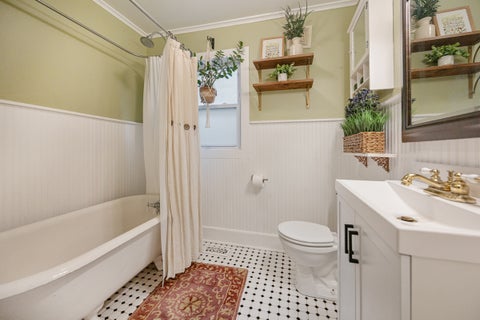 Tiny photo for 3 Center Street, Algonquin, IL 60102 (MLS # 12761806)