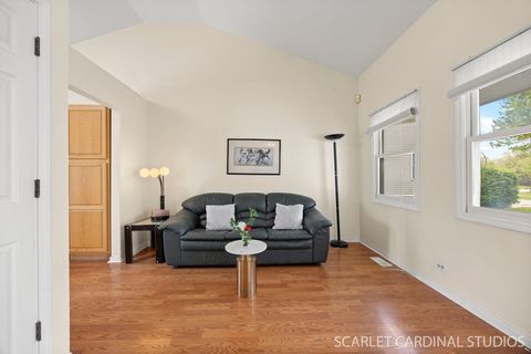Tiny photo for Naperville, IL 60563 (MLS # 12618951)