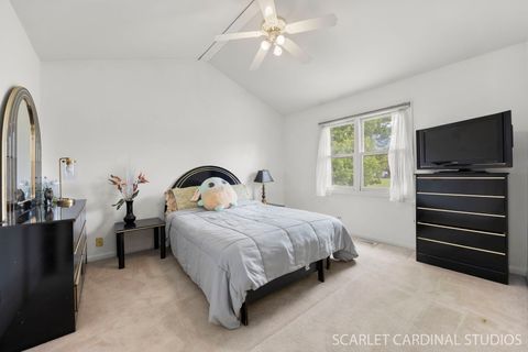 Tiny photo for Naperville, IL 60563 (MLS # 12618951)