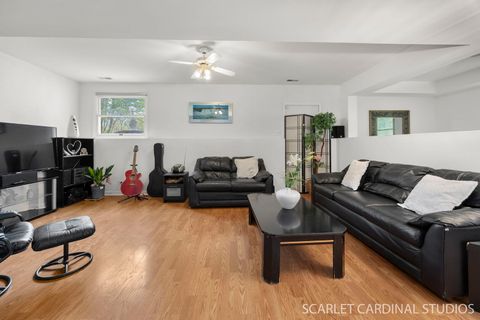 Tiny photo for Naperville, IL 60563 (MLS # 12618951)