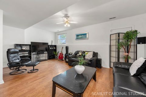 Tiny photo for Naperville, IL 60563 (MLS # 12618951)