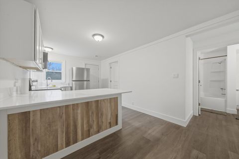 Tiny photo for 528 Charlotte Avenue, Crystal Lake, IL 60014 (MLS # 12590632)