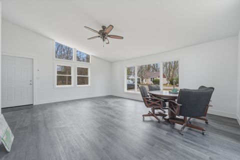 Tiny photo for 528 Charlotte Avenue, Crystal Lake, IL 60014 (MLS # 12590632)