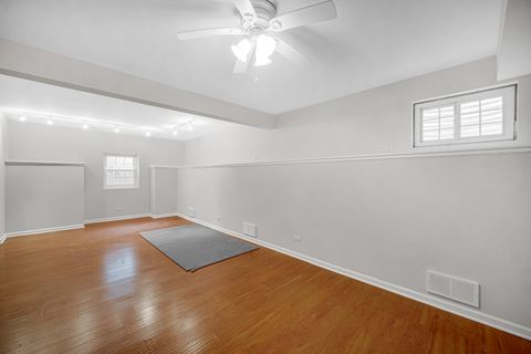 Tiny photo for 960 NORMAN Drive, Hoffman Estates, IL 60192 (MLS # 12519572)