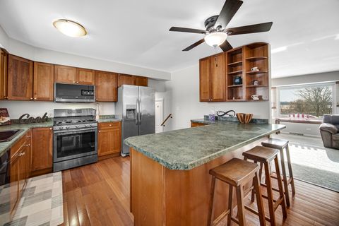 Tiny photo for 960 NORMAN Drive, Hoffman Estates, IL 60192 (MLS # 12519572)