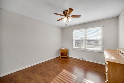 Tiny photo for 960 NORMAN Drive, Hoffman Estates, IL 60192 (MLS # 12519572)