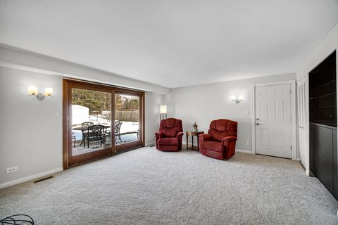 Tiny photo for 960 NORMAN Drive, Hoffman Estates, IL 60192 (MLS # 12519572)