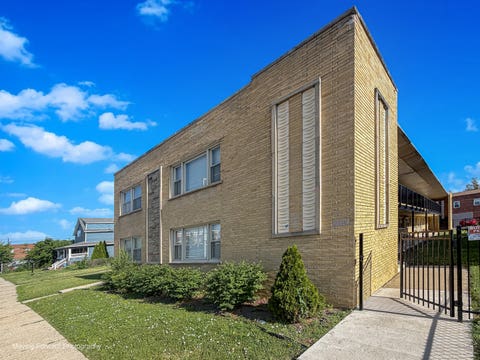 Tiny photo for 2336 Union Street #4, Blue Island, IL 60406 (MLS # 12679026)