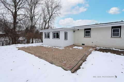 Tiny photo for 1007 Oeffling Drive, McHenry, IL 60051 (MLS # 12531786)