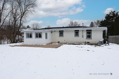 Tiny photo for 1007 Oeffling Drive, McHenry, IL 60051 (MLS # 12531786)
