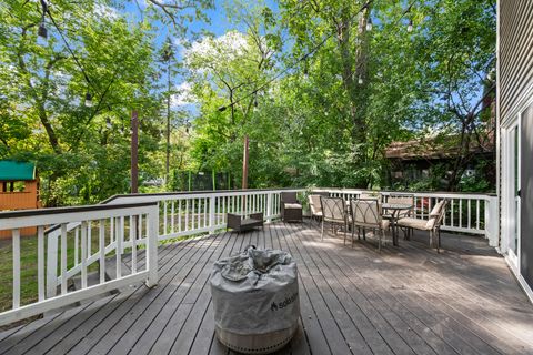 Tiny photo for 250 Roslara Court, Bartlett, IL 60103 (MLS # 12469896)