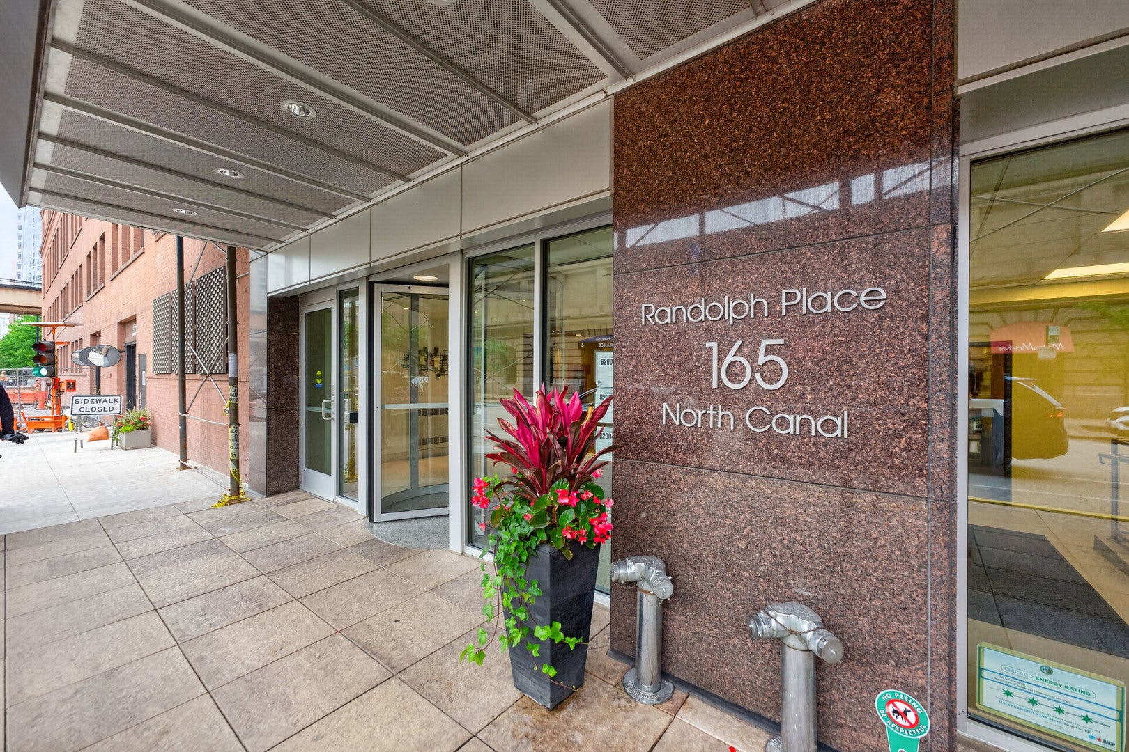 165 N Canal Street 1419