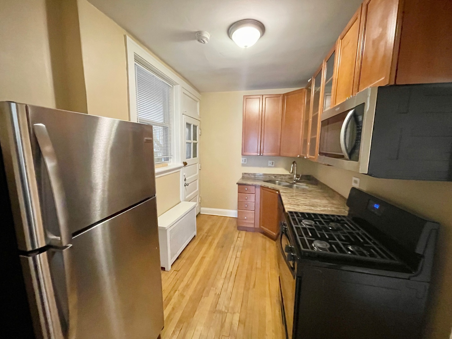 6318 N Mozart Street 2R