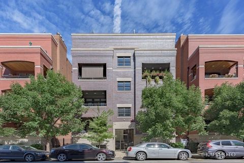 1242 W Jackson Boulevard 2W Chicago IL 60607