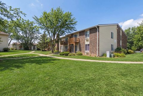 Tiny photo for 2300 Light Road #202, Oswego, IL 60543 (MLS # 12585711)