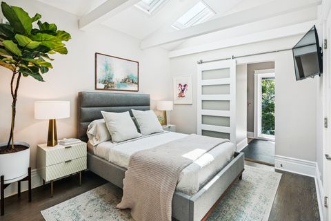 Tiny photo for 1441 W Cullom Avenue, Chicago, IL 60613 (MLS # 12458946)