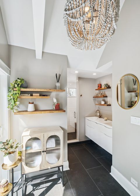 Tiny photo for 1441 W Cullom Avenue, Chicago, IL 60613 (MLS # 12458946)