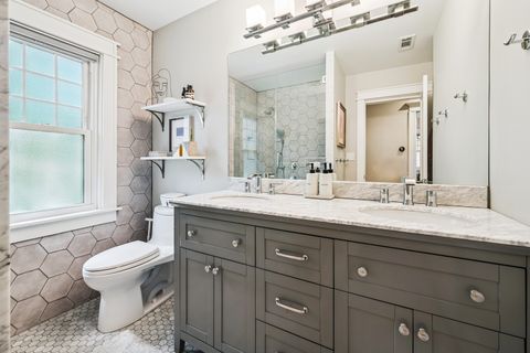 Tiny photo for 1441 W Cullom Avenue, Chicago, IL 60613 (MLS # 12458946)