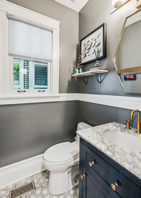 Tiny photo for 1441 W Cullom Avenue, Chicago, IL 60613 (MLS # 12458946)