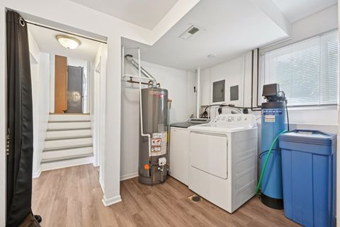 Tiny photo for 1529 Rita Avenue, St. Charles, IL 60174 (MLS # 12467386)