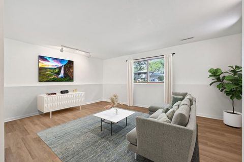 Tiny photo for 1529 Rita Avenue, St. Charles, IL 60174 (MLS # 12467386)