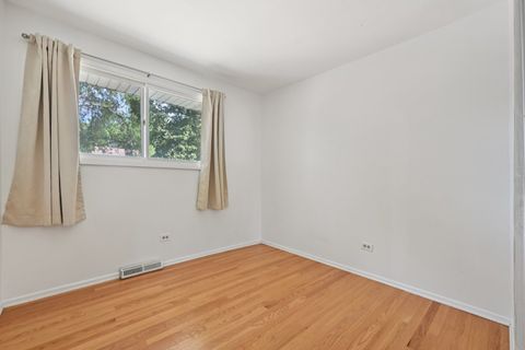 Tiny photo for 1529 Rita Avenue, St. Charles, IL 60174 (MLS # 12467386)