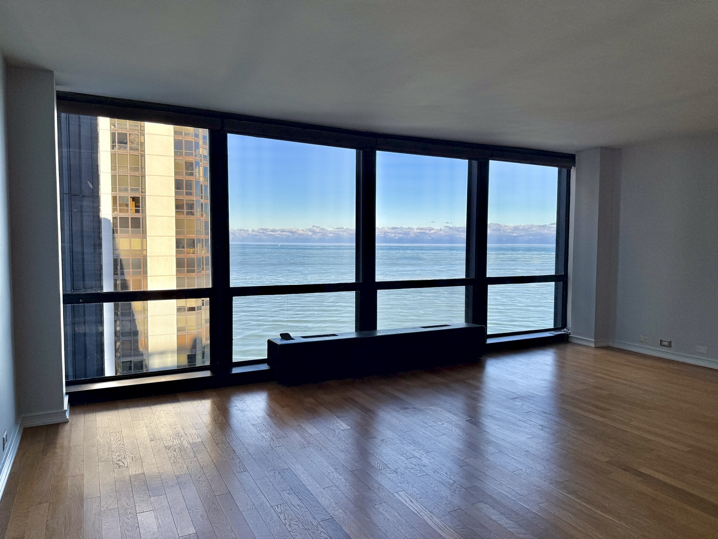 900 N Lake Shore Drive 2405