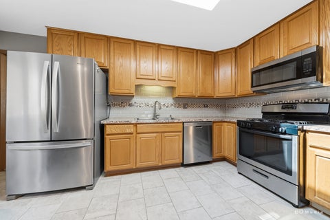 Tiny photo for 10325 S Whipple Street, Chicago, IL 60655 (MLS # 12752961)