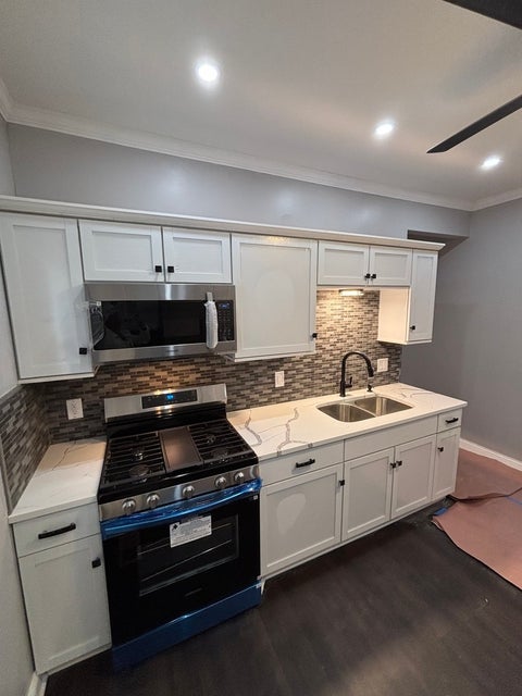 Tiny photo for 10215 S Emerald Avenue, Chicago, IL 60628 (MLS # 12734897)