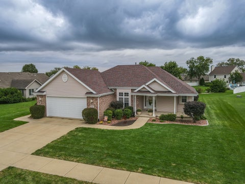 Photo of 848 White Tail Bend, Manteno, IL 60950 (MLS # 12765653)