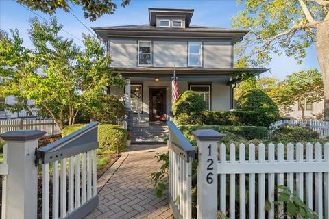 Photo of 126 W Lake Street, Barrington, IL 60010 (MLS # 12489127)