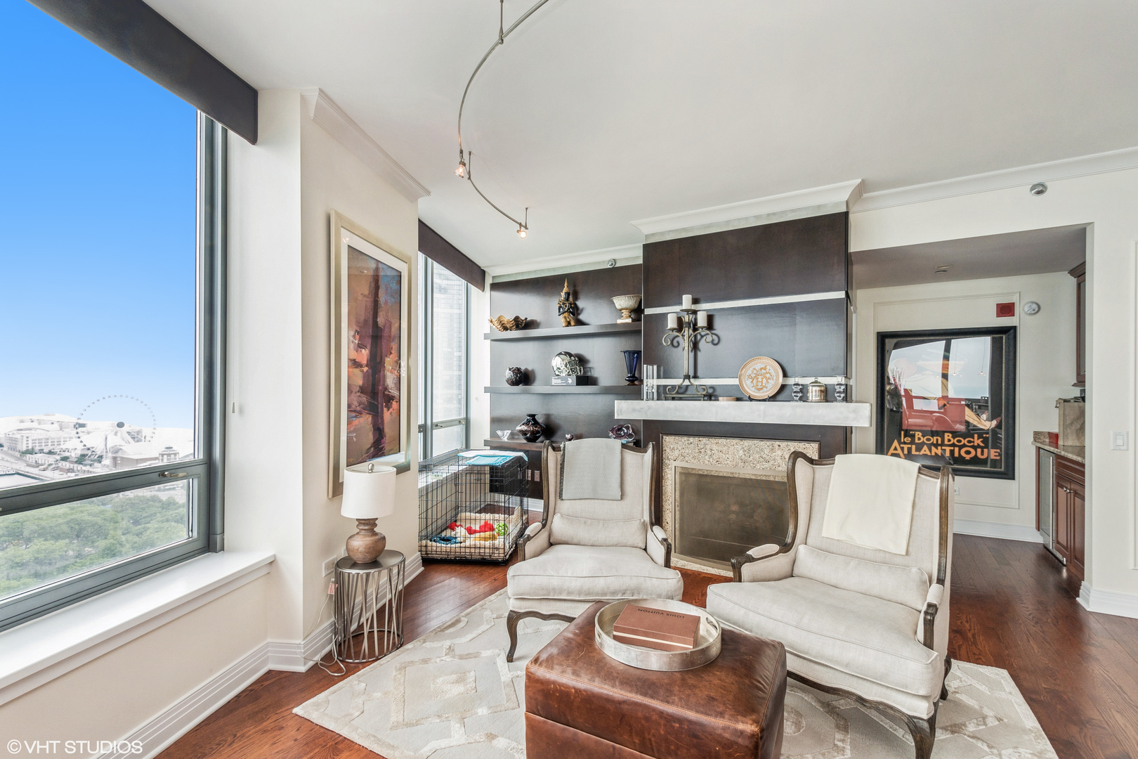 600 N LAKE SHORE Drive 2105
