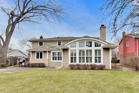 Tiny photo for 1317 W Grove Street, Arlington Heights, IL 60005 (MLS # 12603629)