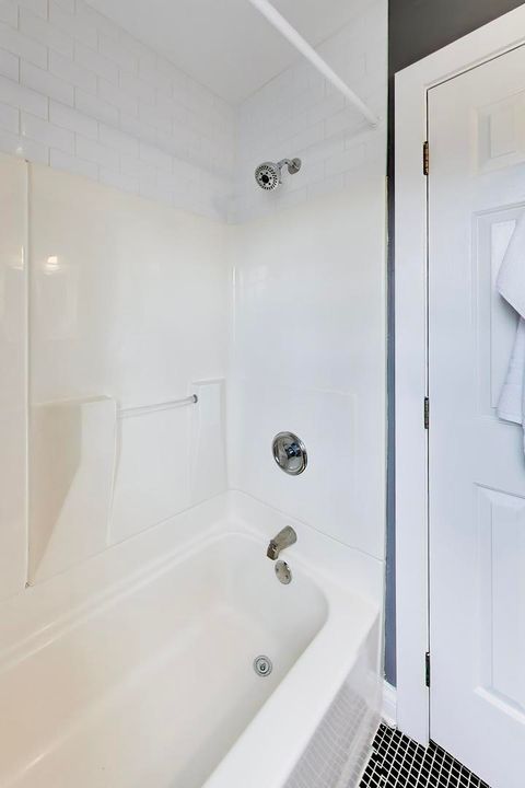 Tiny photo for 1317 W Grove Street, Arlington Heights, IL 60005 (MLS # 12603629)