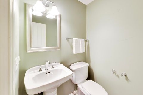 Tiny photo for 1317 W Grove Street, Arlington Heights, IL 60005 (MLS # 12603629)