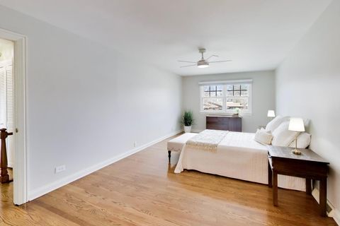 Tiny photo for 1317 W Grove Street, Arlington Heights, IL 60005 (MLS # 12603629)