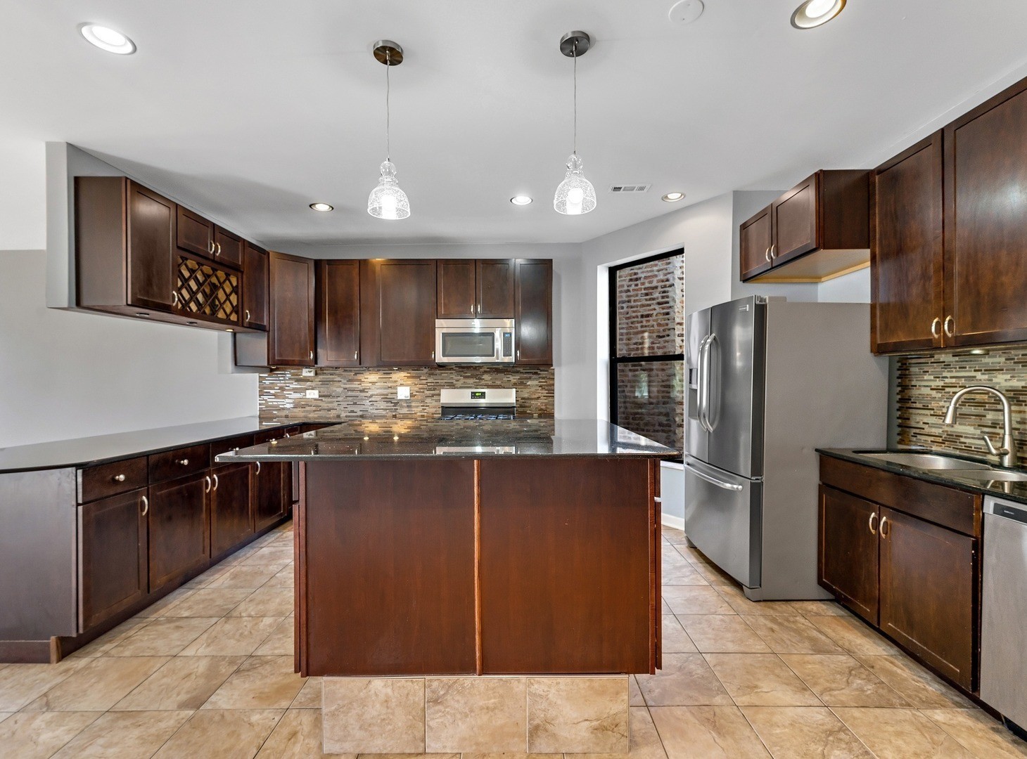 4144 S KING Drive 11M