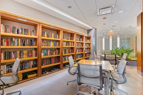 Tiny photo for 400 E RANDOLPH Street #913, Chicago, IL 60601 (MLS # 12497039)