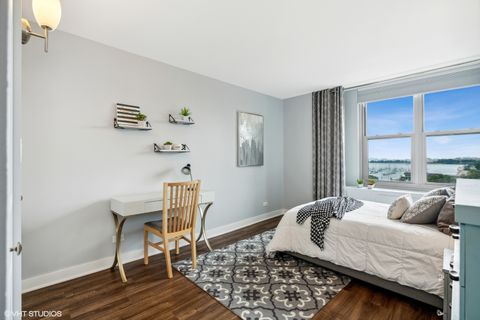 Tiny photo for 400 E RANDOLPH Street #913, Chicago, IL 60601 (MLS # 12497039)