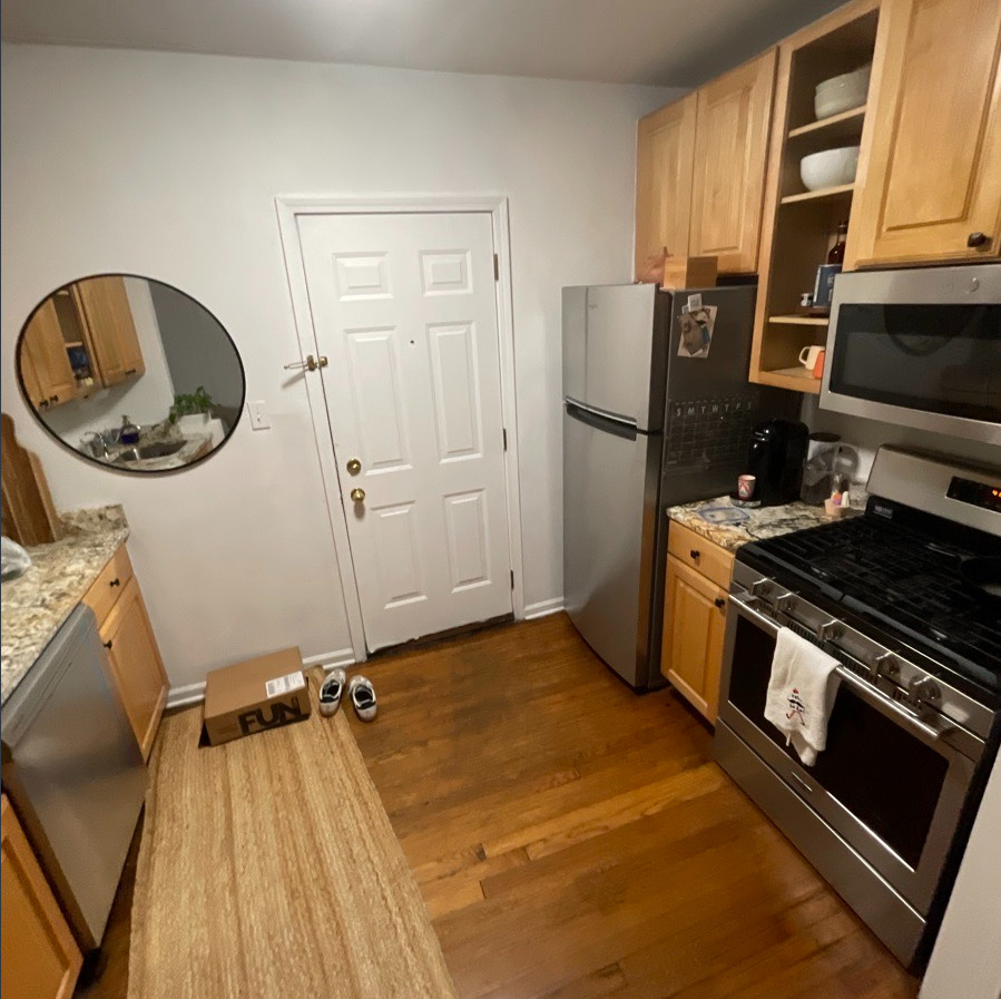 683 W Wrightwood Avenue 1S