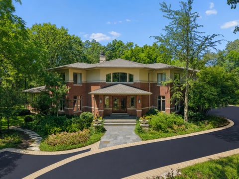 Photo of 200 Glenwood Road, Lake Forest, IL 60045 (MLS # 12764742)
