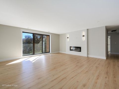 Tiny photo for 1727 W Crystal Lane #208, Mount Prospect, IL 60056 (MLS # 12506658)