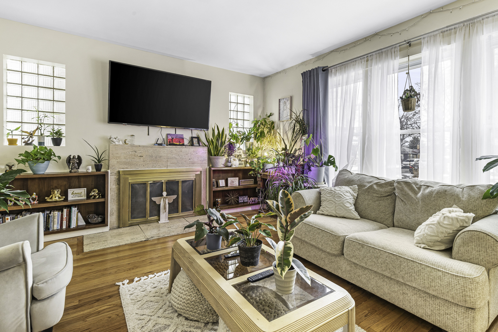 6656 N Oconto Avenue