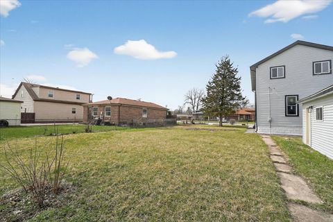Tiny photo for 15355 7th Avenue, Phoenix, IL 60426 (MLS # 12606785)