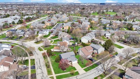 Tiny photo for 1641 Lois Ann Lane, Naperville, IL 60563 (MLS # 12602127)