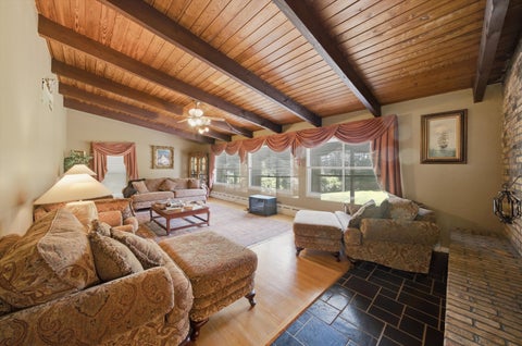 Tiny photo for 15287 W Apple Orchard Lane, Lincolnshire, IL 60069 (MLS # 12778578)