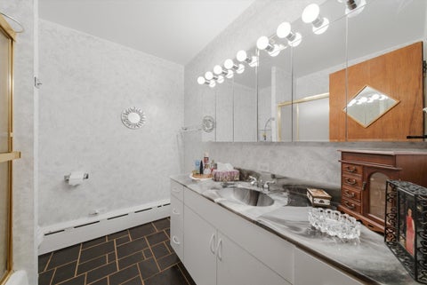 Tiny photo for 15287 W Apple Orchard Lane, Lincolnshire, IL 60069 (MLS # 12778578)