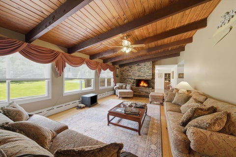 Tiny photo for 15287 W Apple Orchard Lane, Lincolnshire, IL 60069 (MLS # 12778578)