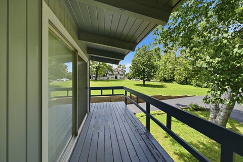 Tiny photo for 15287 W Apple Orchard Lane, Lincolnshire, IL 60069 (MLS # 12778578)
